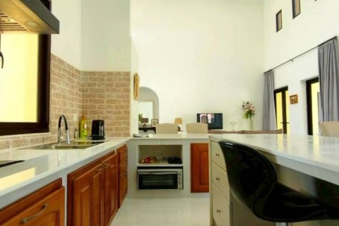 Chalet de 3 dormitorios en Sattahip, Tailandia № 159958 - foto 9