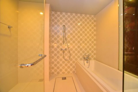 Condominio de 3 dormitorios en Bangkok, Tailandia № 180977 - foto 24