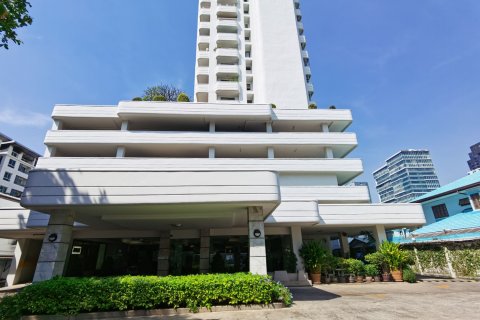 Condominio de 3 dormitorios en Bangkok, Tailandia № 180978 - foto 11
