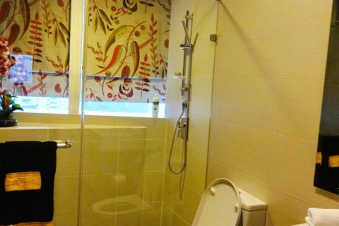 Condominio de 3 dormitorios en Bangkok, Tailandia № 180976 - foto 10
