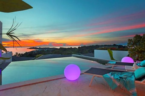 Casa de 3 dormitorios en Ko Samui, Tailandia № 180980 - foto 20