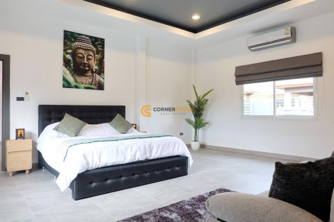 Estudio en Bang Lamung, Tailandia № 152435 - foto 17