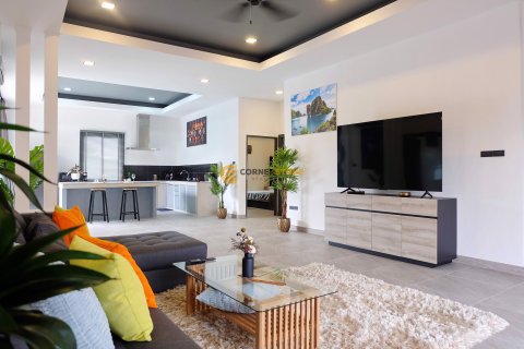 Estudio en Bang Lamung, Tailandia № 152435 - foto 4