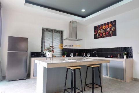 Estudio en Bang Lamung, Tailandia № 152435 - foto 9