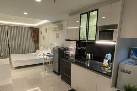 Estudio en el condominio en Pattaya, Tailandia № 152438 - foto 2