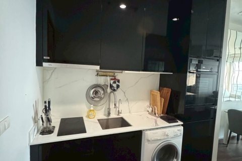 Estudio en el condominio en Ratchathewi, Bangkok, Tailandia № 159043 - foto 9