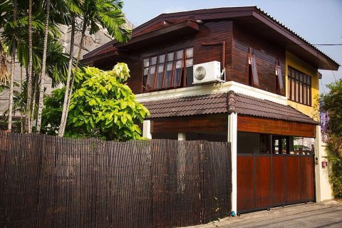 Casa de 3 dormitorios en Din Daeng, Bangkok, Tailandia № 75557 - foto 6