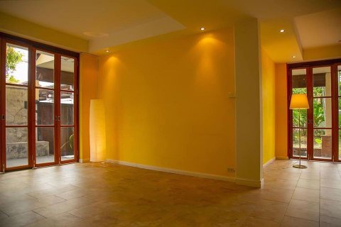 Casa de 3 dormitorios en Din Daeng, Bangkok, Tailandia № 75557 - foto 10