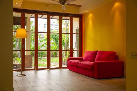 Casa de 3 dormitorios en Din Daeng, Bangkok, Tailandia № 75557 - foto 9