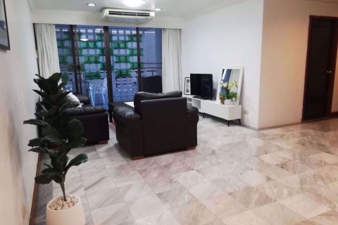 Condominio de 3 dormitorios en Watthana, Bangkok, Tailandia № 75553 - foto 3