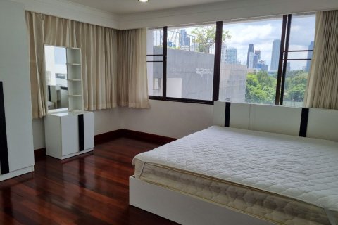 Condominio de 3 dormitorios en Watthana, Bangkok, Tailandia № 75553 - foto 11
