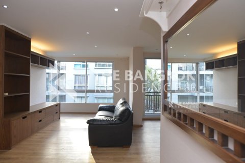Condo in Bangkok, Thailand, 3 bedrooms  № 186055
