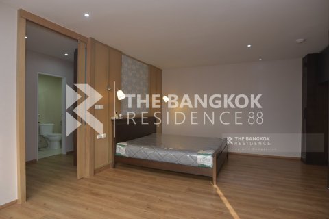 Condominio de 3 dormitorios en Bangkok, Tailandia № 186055 - foto 4