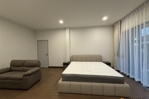Haus in Bangkok, Thailand 4 Schlafzimmer № 190372 - Foto 10
