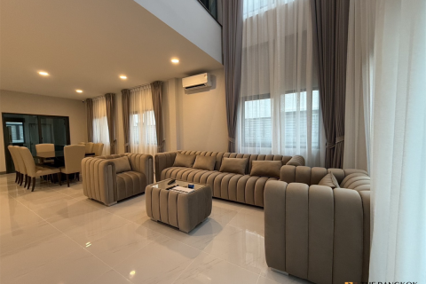 Haus in Bangkok, Thailand 4 Schlafzimmer № 190372 - Foto 8