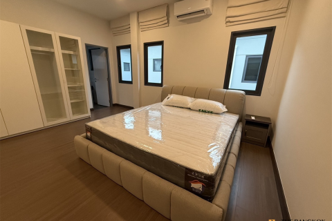 Haus in Bangkok, Thailand 4 Schlafzimmer № 190372 - Foto 4