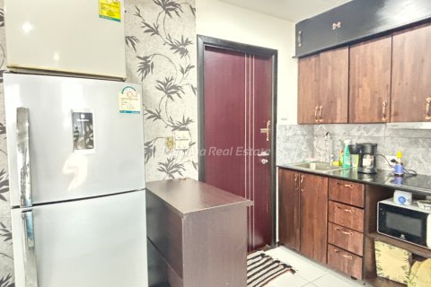 Studio in the Condo in Bang Lamung, Thailand  № 205178