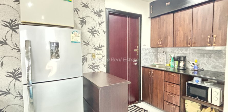 Estudio en el condominio en Bang Lamung, Tailandia № 205178