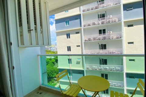 Estudio en el condominio en Bang Lamung, Tailandia № 205181 - foto 8