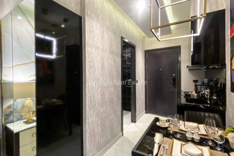 Estudio en el condominio en Bang Lamung, Tailandia № 205177 - foto 3