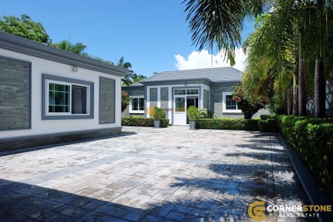 Estudio en Chonburi, Tailandia № 26708 - foto 2