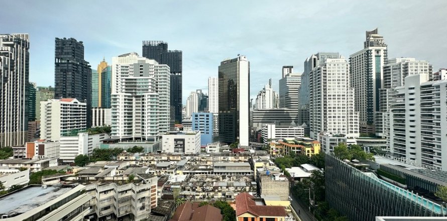 Condo in Bangkok, Thailand, 2 bedrooms  № 68600