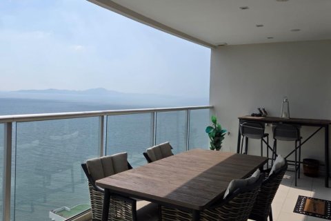 Apartamento de 3 dormitorios en Pattaya, Tailandia № 210150 - foto 7