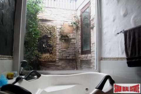 Chalet de 3 dormitorios en Cha-am, Tailandia № 202522 - foto 3