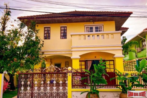 Casa de 5 dormitorios en Bangkok, Tailandia № 203306 - foto 2