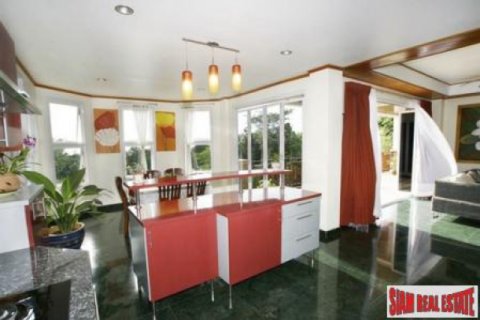 Apartamento de 3 dormitorios en Ko Lanta Yai, Tailandia № 202570 - foto 4