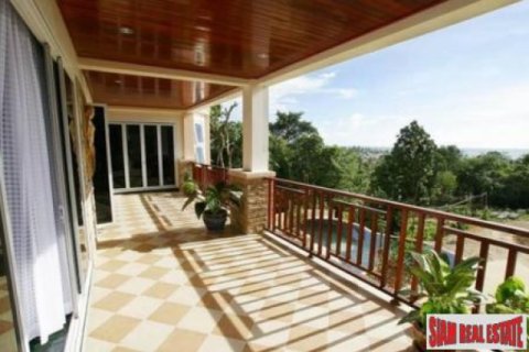 Apartamento de 3 dormitorios en Ko Lanta Yai, Tailandia № 202570