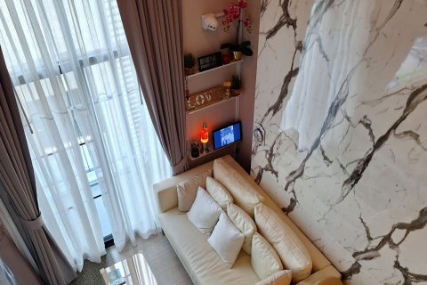 Duplex in Bang Na, Bangkok, Thailand 2 Schlafzimmer № 138093