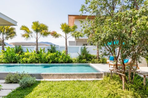 Chalet de 5 dormitorios en Bang Tao, Tailandia № 71775 - foto 10