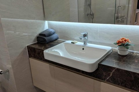 Condominio de 2 dormitorios en Bangkok, Tailandia № 203453 - foto 6