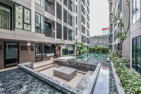 Condominio de 1 dormitorio en Bangkok, Tailandia № 188500 - foto 4