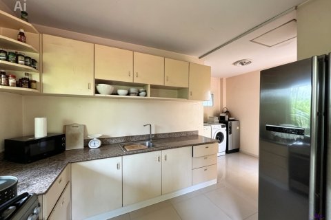 House in San Sai, Thailand 3 bedrooms № 200284 - photo 6