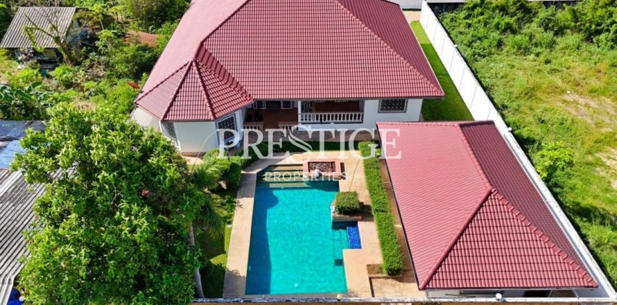 Maison à Pattaya, Thaïlande 6 chambres № 197852