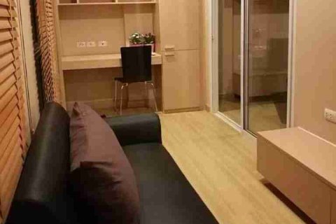 Condominio de 1 dormitorio en Bangkok, Tailandia № 208729 - foto 4
