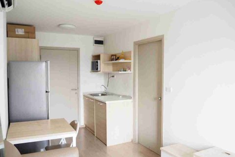 Condominio de 1 dormitorio en Bangkok, Tailandia № 208728 - foto 4