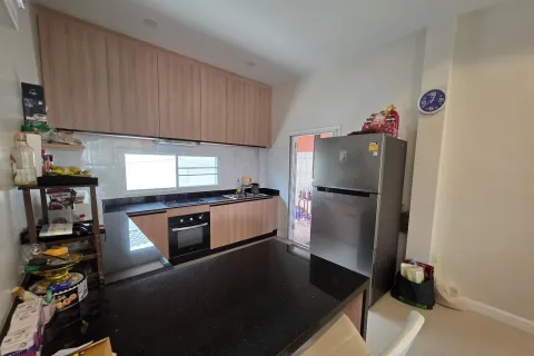 House in Pattaya, Thailand 3 bedrooms № 155592 - photo 19
