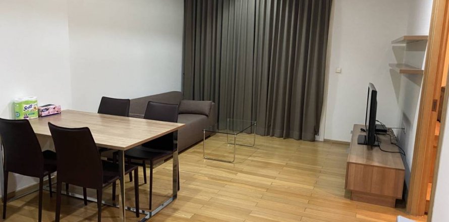 Condominio de 1 dormitorio en Khlong Toei, Bangkok, Tailandia № 119016
