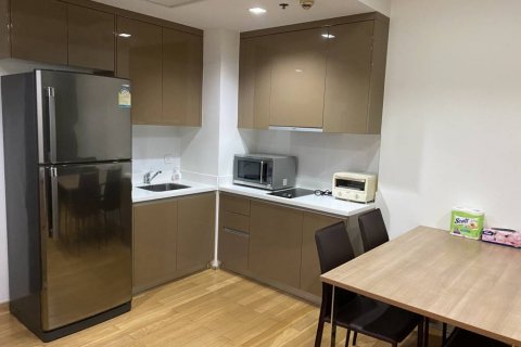 Condominio de 1 dormitorio en Khlong Toei, Bangkok, Tailandia № 119016 - foto 6