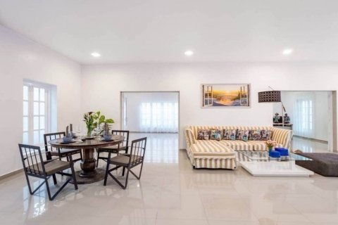 Вилла в Паттайе, Таиланд с 6 спальнями  № 113373 - фото 8
