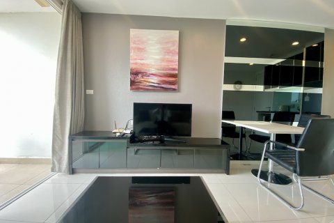 Apartamento de 1 dormitorio en Pattaya, Tailandia № 113372 - foto 2