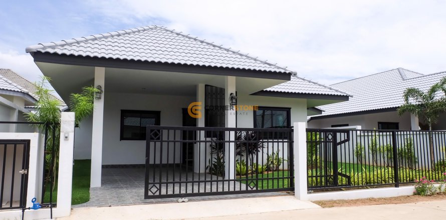 Studio in Pattaya, Thailand № 113400
