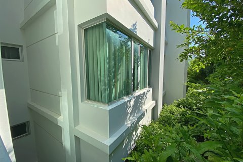 Condominio de 2 dormitorios en Hua Hin, Tailandia № 168631 - foto 14