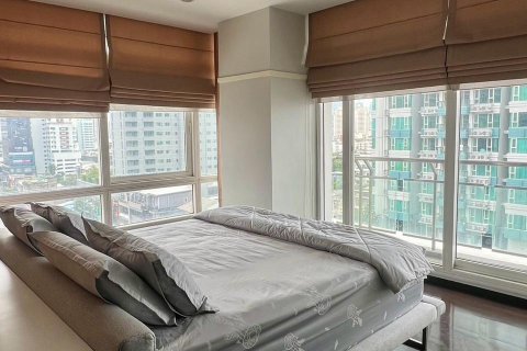 Condominio de 3 dormitorios en Bangkok, Tailandia № 157770 - foto 4