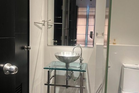 Condominio de 3 dormitorios en Bangkok, Tailandia № 157770 - foto 10