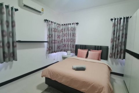 Casa de 3 dormitorios en Pattaya, Tailandia № 157765 - foto 10