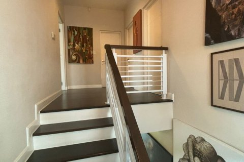 Casa de 4 dormitorios en Bangkok, Tailandia № 157767 - foto 5